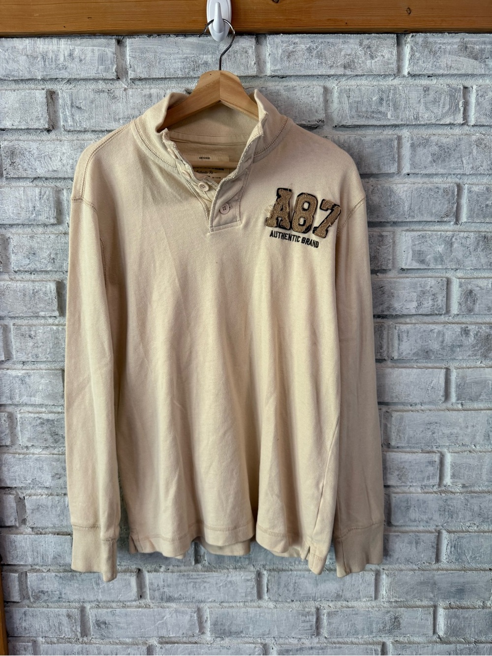 Aeropostale A87 Cream Long-Sleeve Henley Pullover
